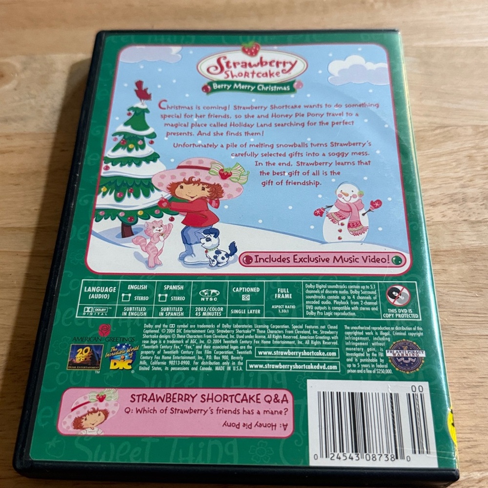 3 for $10 Strawberry Shortcake Berry Merry Christmas DVD - Picture 2 of 3